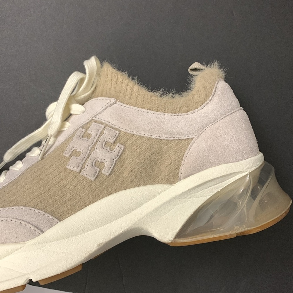 Tory Burch GOOD LUCK MOHAIR TRAINER
MOHAIR / KNIT CALCARE Sneakers in box $298 - Picture 11 of 17